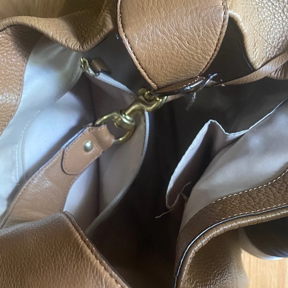Coach Vintage Avery Tan Leather Hobo Bag